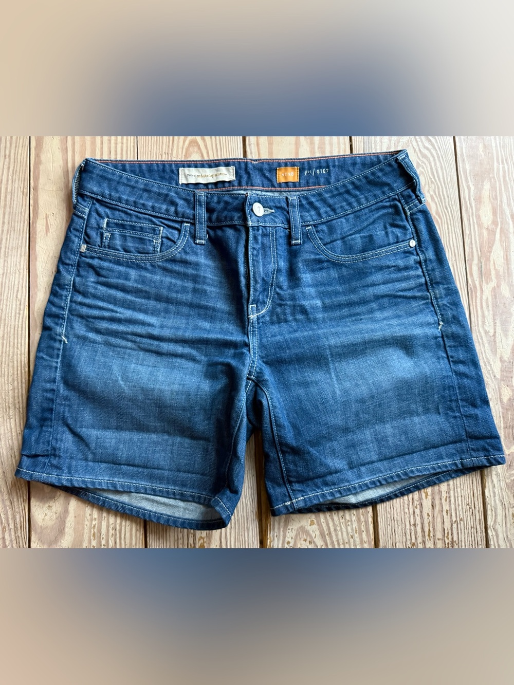 Pilcro and the Letterpress Stet denim shorts size 28